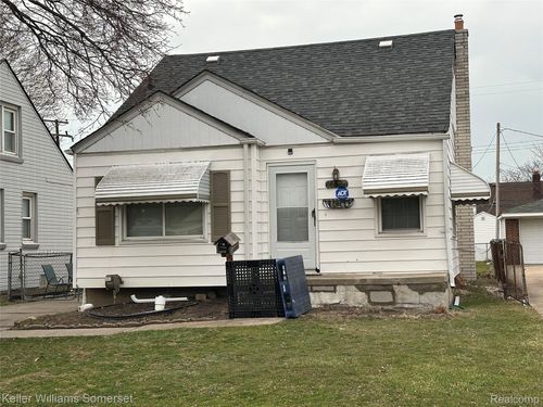 21804 Rausch Ave, Eastpointe, MI, 48021-2589 | Card Image