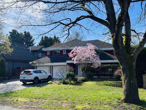 8771 Bairdmore Cres, Richmond, BC, V7C1M8 | Card Image