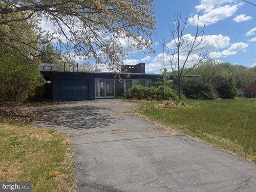 502 Chestnut Avenue, ELKTON, VA, 22827 | Card Image