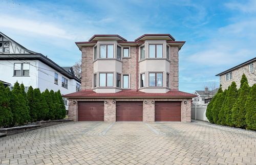 b-807 Edgewood Ln, Fort Lee, NJ, 07024-4104 | Card Image