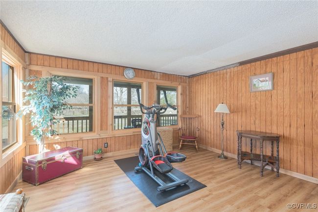 1316 General Puller Hwy, House other with 3 bedrooms, 2 bathrooms and null parking in Saluda VA | Image 14