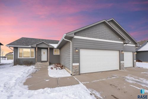 205 N Ceylon Dr Drive, Tea, SD, 57064 | Card Image