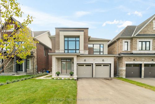 138 Factor St, Kleinburg, ON, L4H5B6 | Card Image