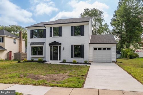 28 Sheffield Ln, MOUNT LAUREL, NJ, 08054-3318 | Card Image