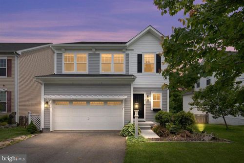 13 Ladysmith Ct, HAMILTON, VA, 20158-9065 | Card Image