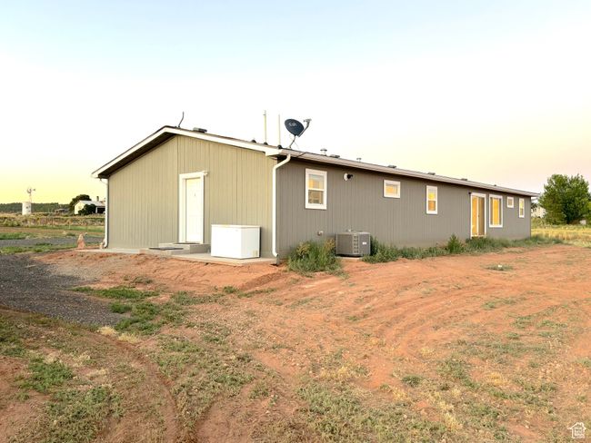 Back of property | Image 29