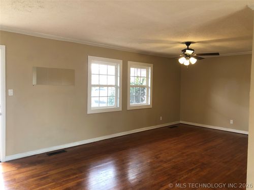 817 S Hickory St, Sapulpa, OK, 74066-5131 | Card Image