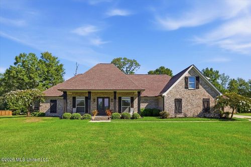 2000 Florence Byram Rd, Florence, MS, 39073-9351 | Card Image