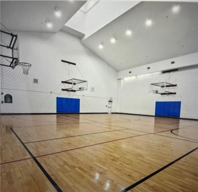 community indoor basketball court | Image 29