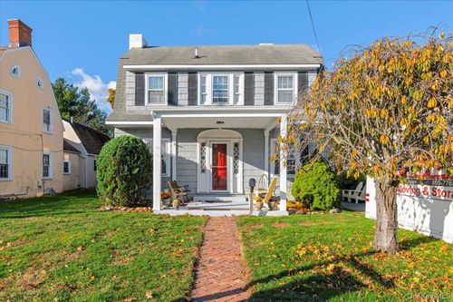 2726 Park Ave, Baldwin, NY, 11510-4147 | Card Image