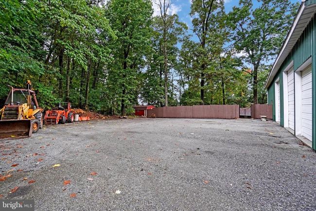 745 Jackson Square Rd, House other with 3 bedrooms, 3 bathrooms and null parking in SPRING GROVE PA | Image 5