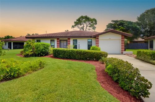 3001 Vivienda Blvd, Bradenton, FL, 34207-4347 | Card Image