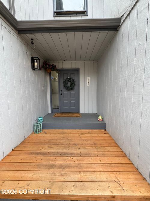 1810 Bellevue Loop, Anchorage, AK, 99515-3118 | Card Image