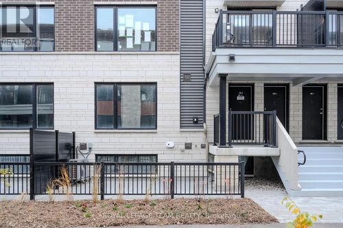 5-5- 1001 Glenroy Gilbert Dr, Nepean, ON, K2J7N8 | Card Image