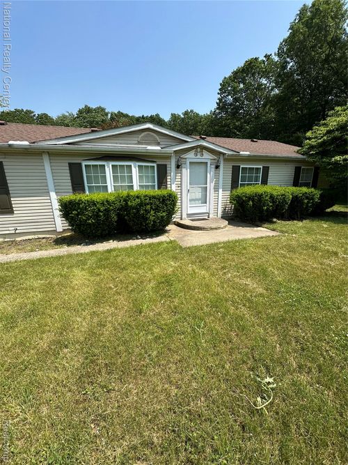 8049 Mckinley Rd, Clay, MI, 48001-3315 | Card Image