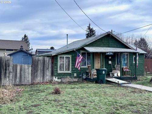306 4th St, Baker City, OR, 97814-4656 | Card Image