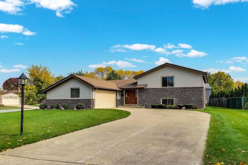 2616 N Prindle Ave, Arlington Heights, IL, 60004-2244 | Card Image