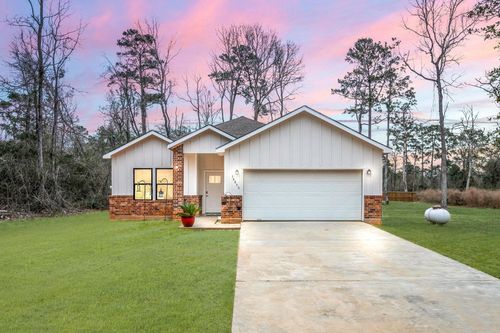 14855 Pine Dr, Conroe, TX, 77302-4397 | Card Image