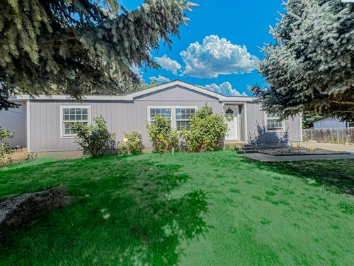 2312 S Dennis St, Kennewick, WA, 99337-2933 | Card Image