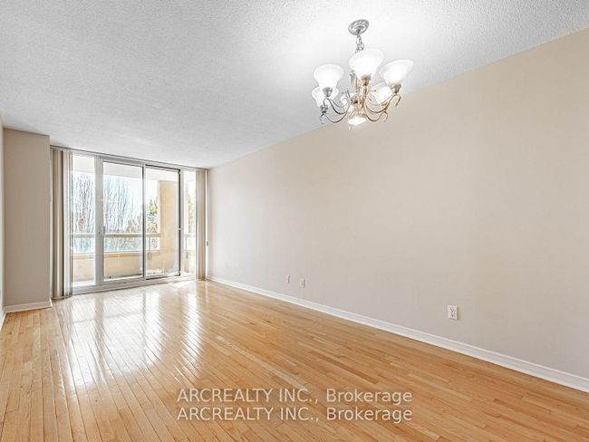 311 - 19 Northern Heights Dr, Condo with 2 bedrooms, 1 bathrooms and 1 parking in Richmond Hill ON | Image 14