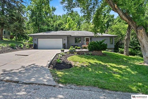 21417 Ridgewood Rd, Elkhorn, NE, 68022-4629 | Card Image