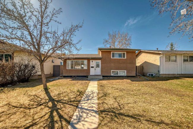 195 Pinecliff Way Ne, Home with 3 bedrooms, 2 bathrooms and 4 parking in Calgary AB | Image 46