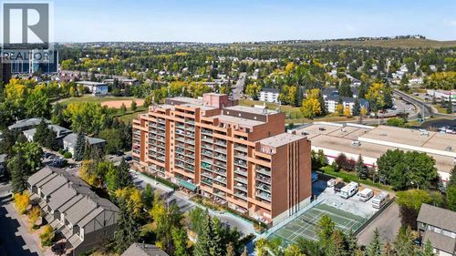 5204 Dalton Dr Nw, Calgary, AB, T3A3H1 | Card Image