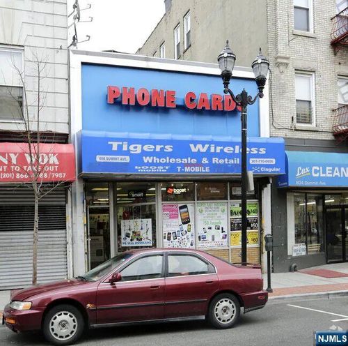 808 Summit Avenue, Union City, NJ, 07087 | Card Image