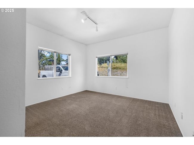2689 Cupola Dr, House other with 4 bedrooms, 2 bathrooms and null parking in Eugene OR | Image 24