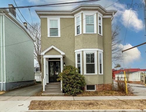 1538 Lemarchant St, Halifax, NS, B3H3R1 | Card Image