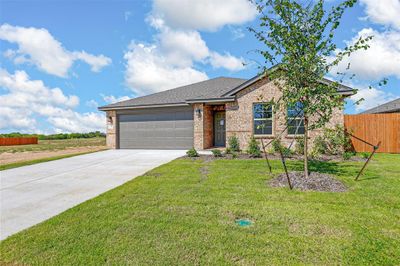 1406 Quail Creek Drive, House other with 3 bedrooms, 2 bathrooms and null parking in Cleburne TX | Image 1