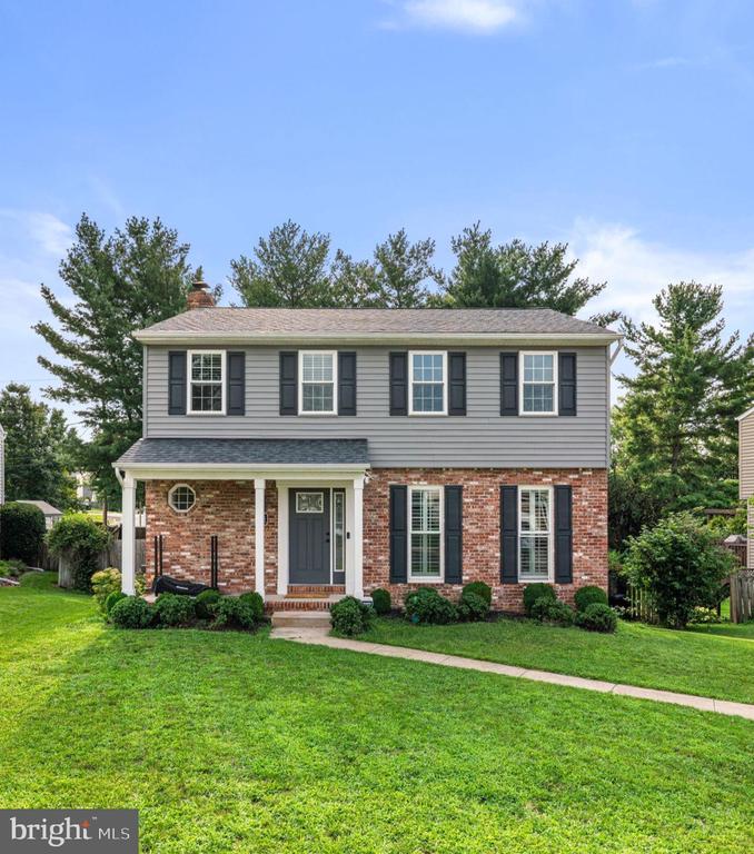 Residential in LINTHICUM HEIGHTS