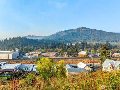 15 High St, Peshastin, WA, 98847 | Card Image