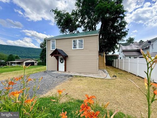 385 Herr St, LOCK HAVEN, PA, 17745-3138 | Card Image