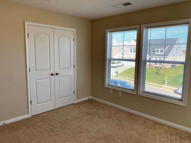 5621 Camden Dr, House other with 4 bedrooms, 3 bathrooms and null parking in Newburgh IN | Image 12