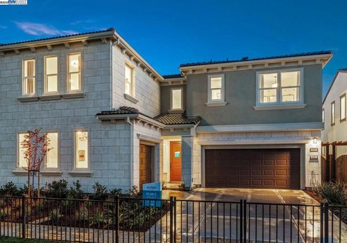 319 W Calabria Dr, Tracy, CA, 95304 | Card Image