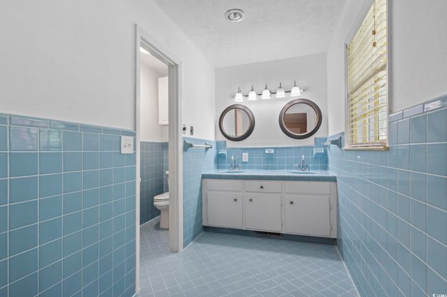 1043 S Main St, House other with 4 bedrooms, 3 bathrooms and 4 parking in Aynor SC | Image 27