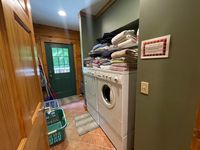 303 Westview Est, House other with 5 bedrooms, 3 bathrooms and null parking in Manchestr Ctr VT | Image 24