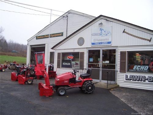 52 Gillotti Rd, New Fairfield, CT, 06812-2525 | Card Image