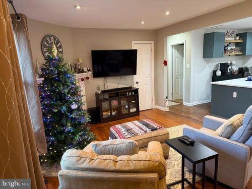 675 Bear Wallow Rd, Warrenton, VA, 20186-2004 | Card Image