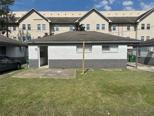 3831 Mount Pleasant St, Houston, TX, 77021-5609 | Card Image