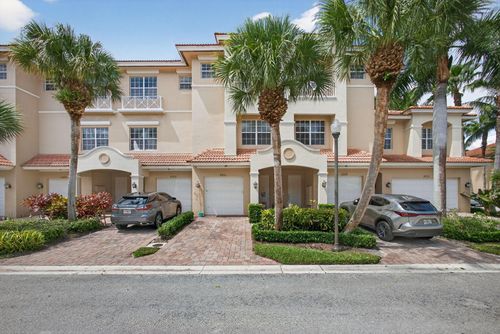 5011 Vine Cliff Way W, Palm Beach Gardens, FL, 33418-5100 | Card Image