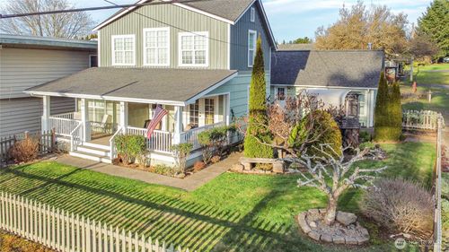 475 Columbia St, Cathlamet, WA, 98612-9566 | Card Image