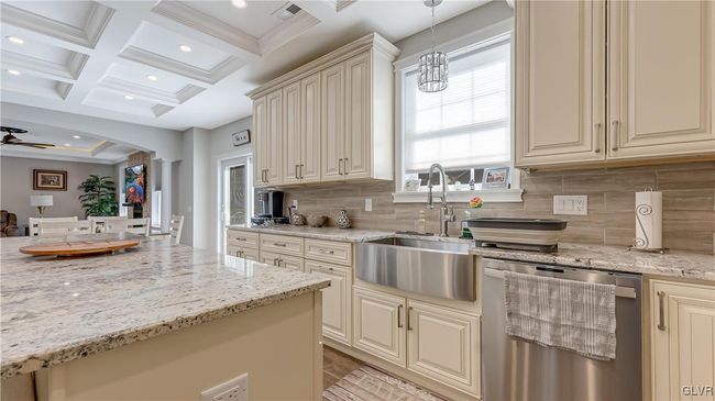 Kitchen | Image 18