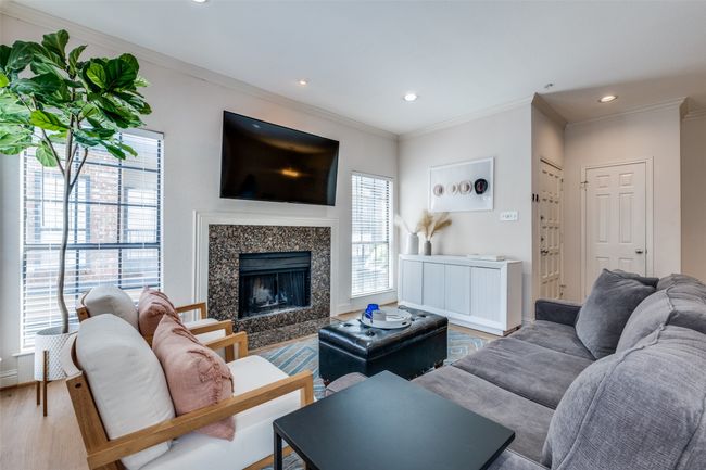 UNIT-3 - 4102 Buena Vista St, Condo with 2 bedrooms, 2 bathrooms and null parking in Dallas TX | Image 6