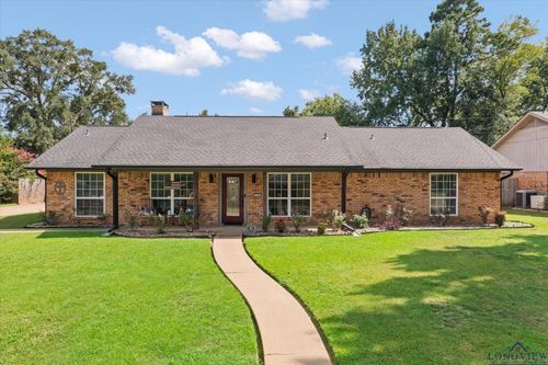 326 E Robinwood Dr, White Oak, TX, 75693-1334 | Card Image