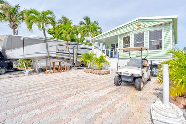 65821 Overseas Hwy, House other with 2 bedrooms, 1 bathrooms and null parking in Long Key FL | Image 27