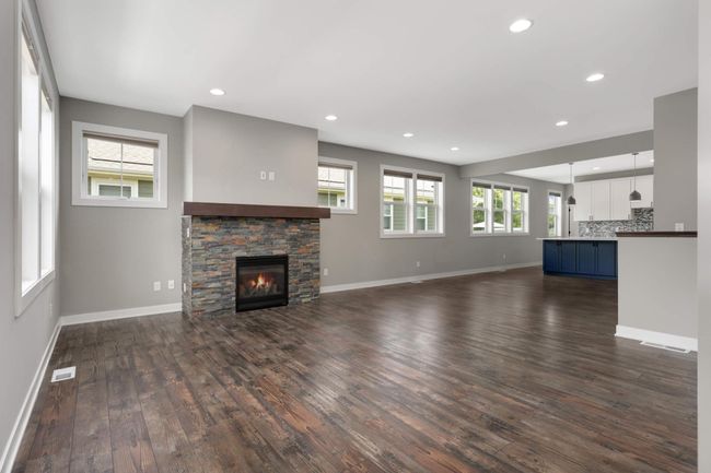 15590 Duck Trail Ln, Townhouse with 4 bedrooms, 4 bathrooms and null parking in Apple Valley MN | Image 5