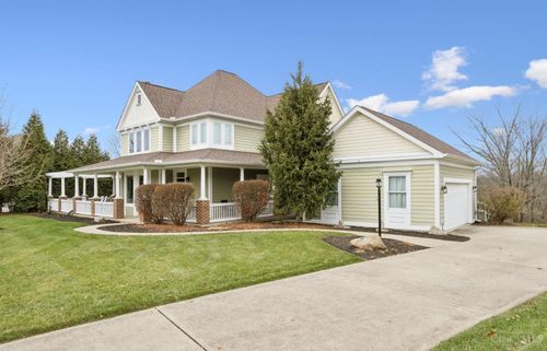 931 Winged Foot Way, Cincinnati, OH, 45245 | Card Image