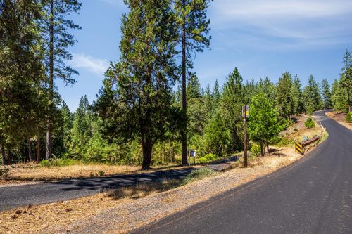 304-1712 The Point Rd, Meadow Vista, CA, 95722-9389 | Card Image